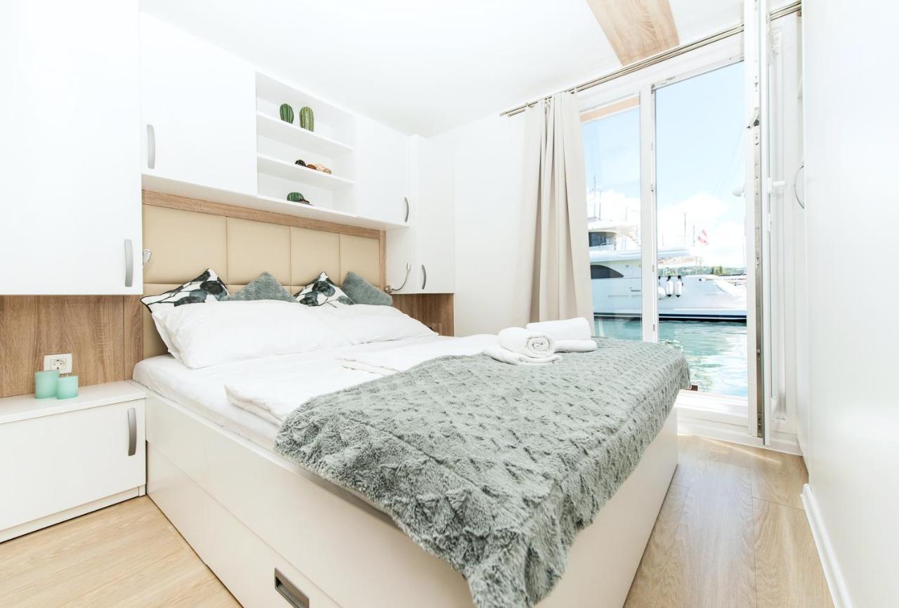 Marina Luxury Houseboat Olive Villa Portorož Buitenkant foto