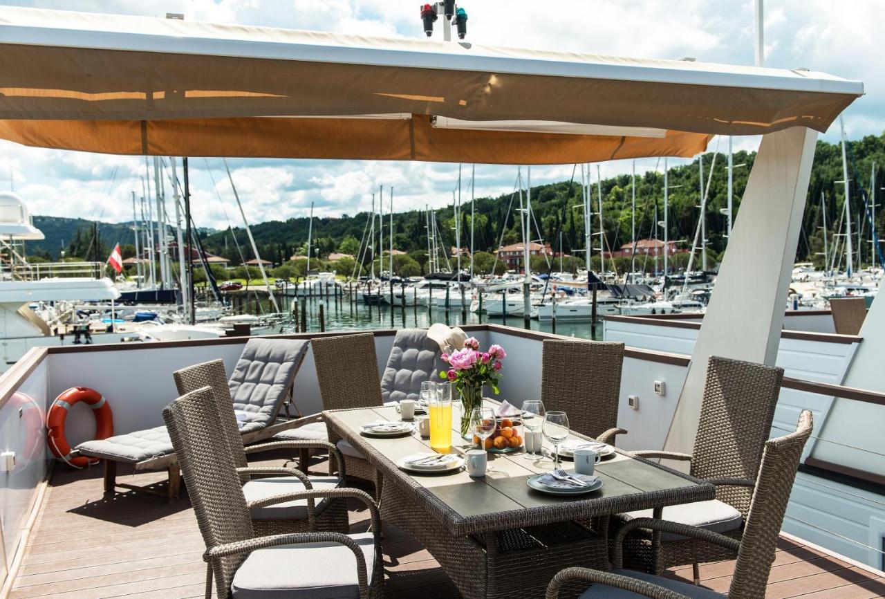 Marina Luxury Houseboat Olive Villa Portorož Buitenkant foto